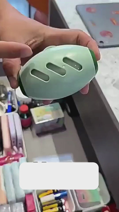 Dust Cleaning Tool – Lightweight and Efficient Grooming Tool